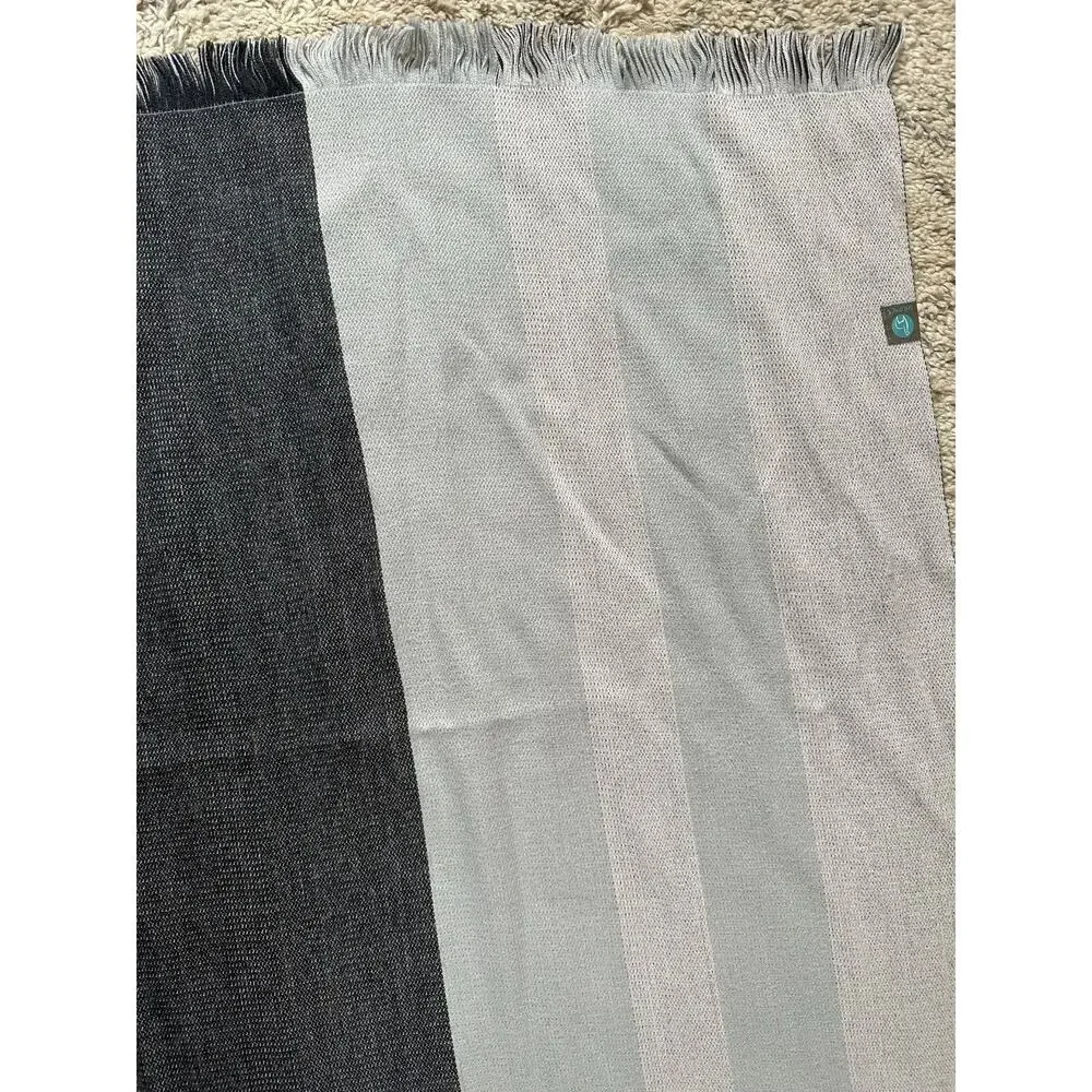 Shupaca alpaca blend throw blanket gray fringed 50x72”